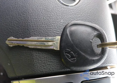 2010 Hyundai Elantra Gls from USA, damaged, VIN KMHDU4AD5AU919397